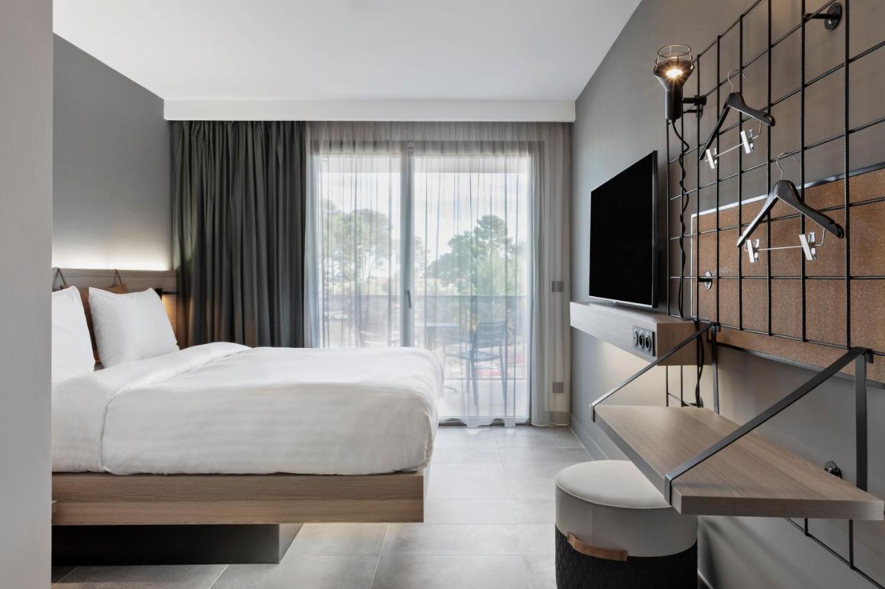 Moxy La Ciotat Hotel Kültér fotó