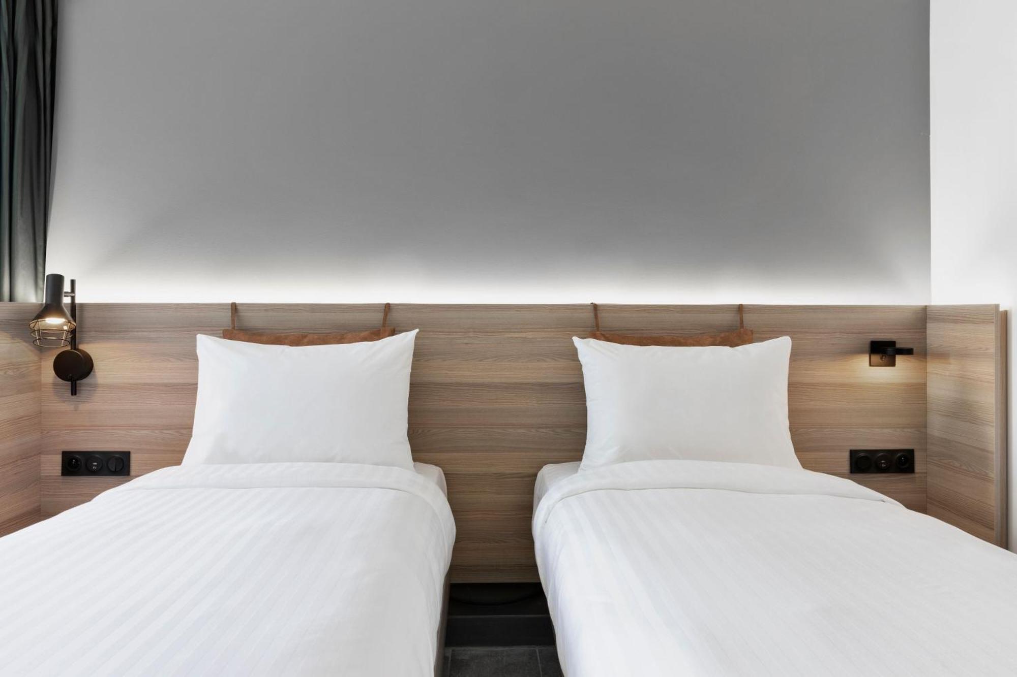 Moxy La Ciotat Hotel Kültér fotó